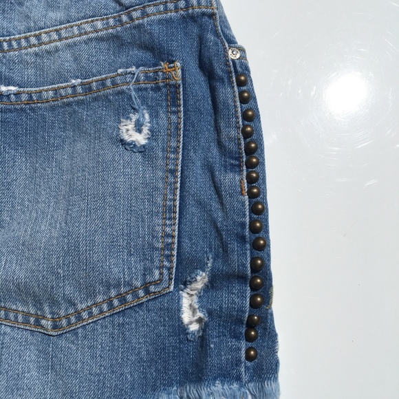 FREE PEOPLE Wild Rose Embroidered Mini Skirt 24 - Picture 5 of 8